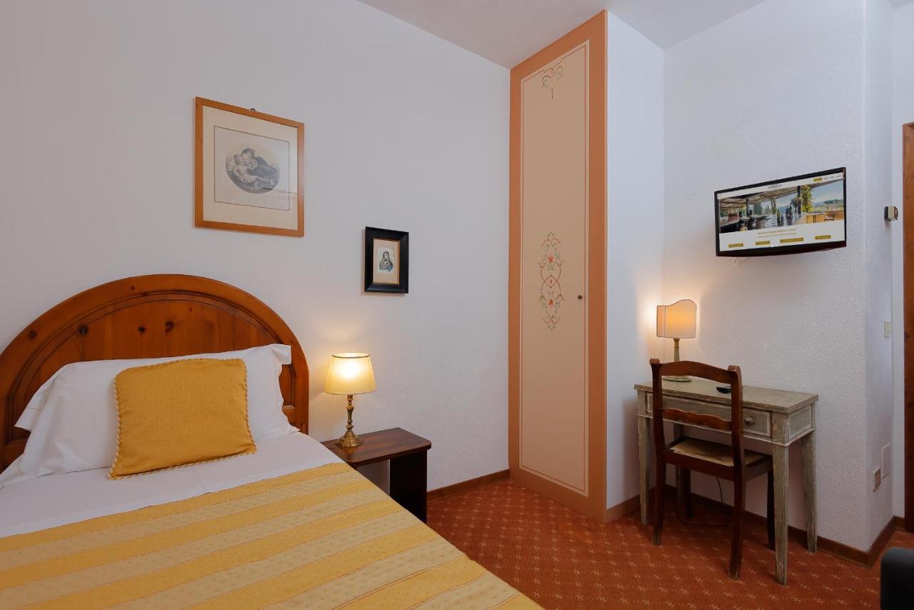 Relais Vignale & Spa Radda in Chianti Eksteriør billede